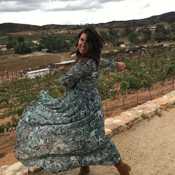 Meet your Posher, Joyce - Picture 1 of 4